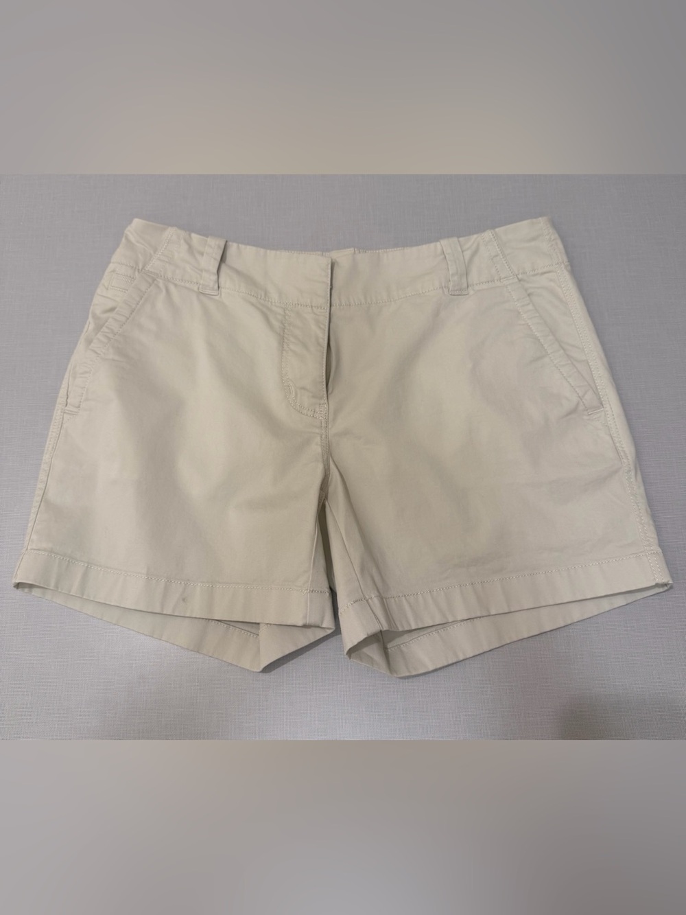 Vineyard Vines Women’s Blend Khaki Shorts - Classic